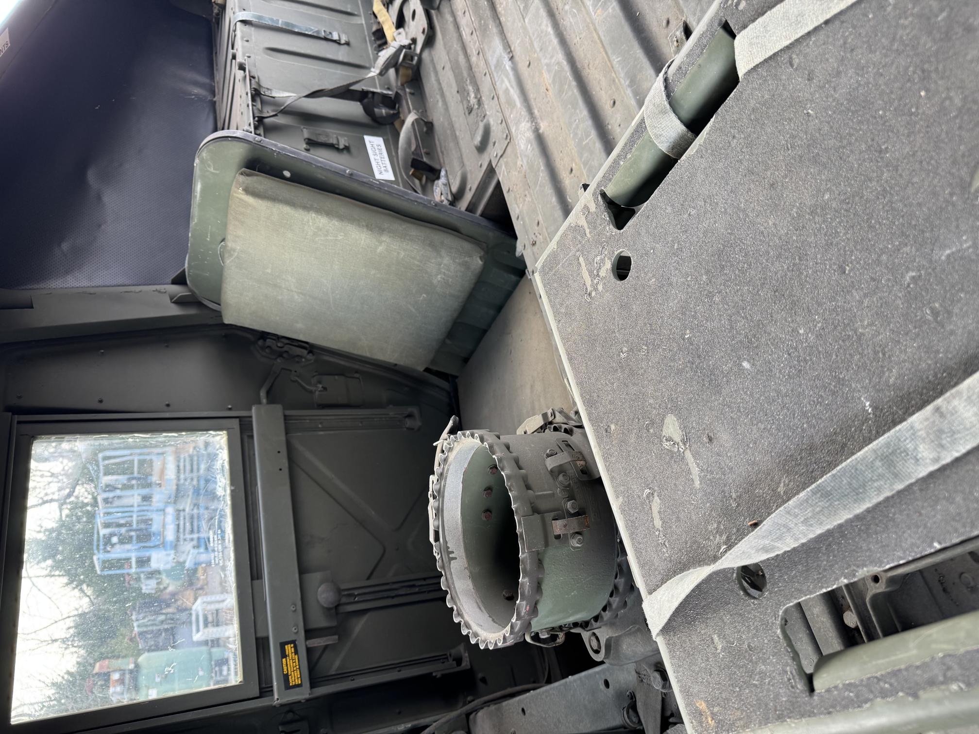 1984 AM GENERAL M998 - Image 19